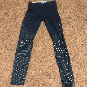 Under Armour leggings.